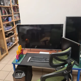 Nagyméretű monitor