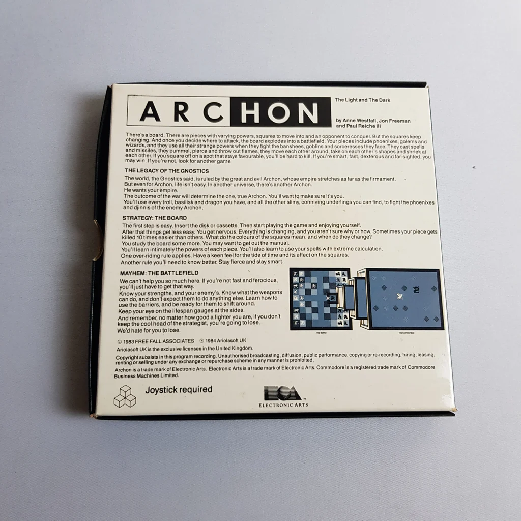 Archon videojáték doboz hátoldala, leírással és játéktáblával.
