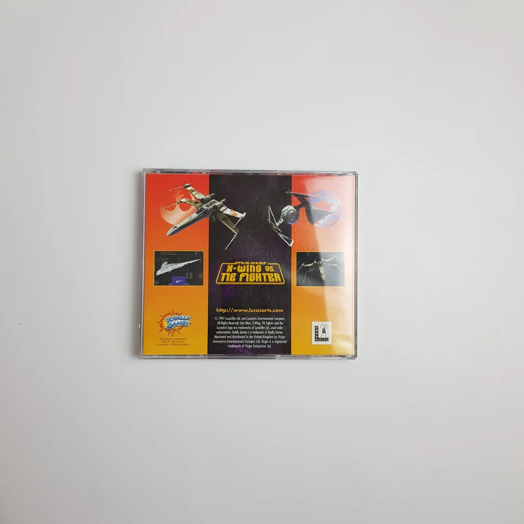 Star Wars: X-Wing vs. TIE Fighter PC játék CD tok hátlapja fehér háttéren