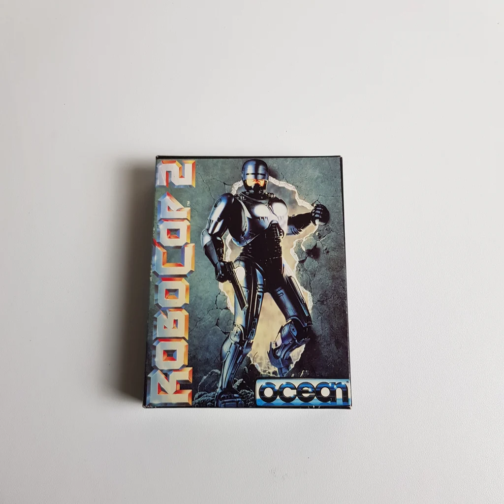 Robocop 2 videojáték doboza elölről, Ocean logóval