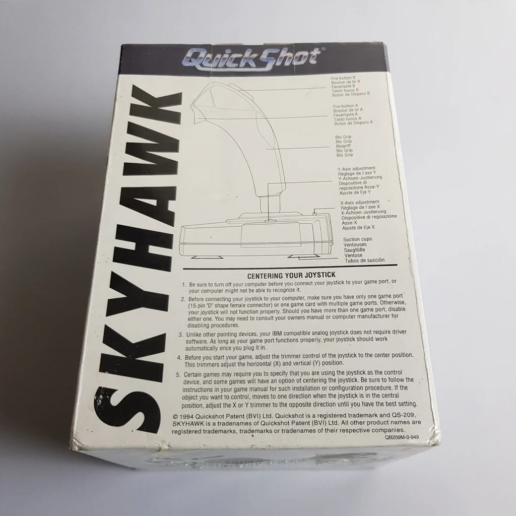 QuickShot Skyhawk QS-209E joystick doboz oldalnézet QuickShot Skyhawk QS-209E joystick doboz oldalnézete, részletes leírással.