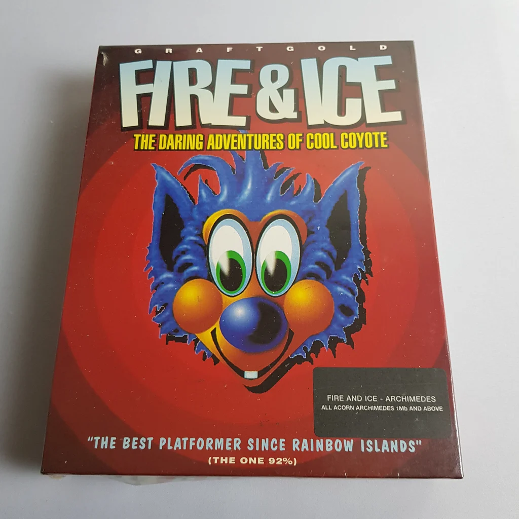 Fire & Ice platformjáték doboza elölről, rajta a Cool Coyote karakterrel és Archimedes kompatibilitási matricával.